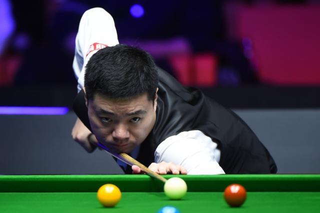 【早报】上赛季保级到这赛季欧冠，森林越来越接近！