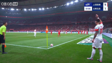 进攻万花筒、防守万人捅？上海海港4比2云南玉昆，又一场典型的穆式胜利！