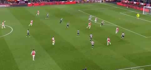 【早报】争四路漫漫！曼联遭读秒绝杀迎新年首败！