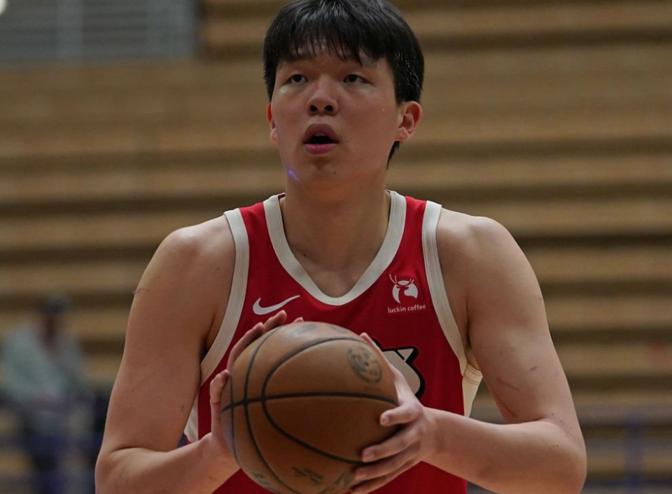 yl23455永利-开拓者更新杨瀚森伤情！篮球专家详解现状未来：首要问题是三分球