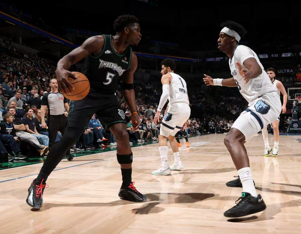 yl23455永利-末节13分+决胜两罚!爱德华轰41+6+5断1帽 助森林狼稳住西区第四