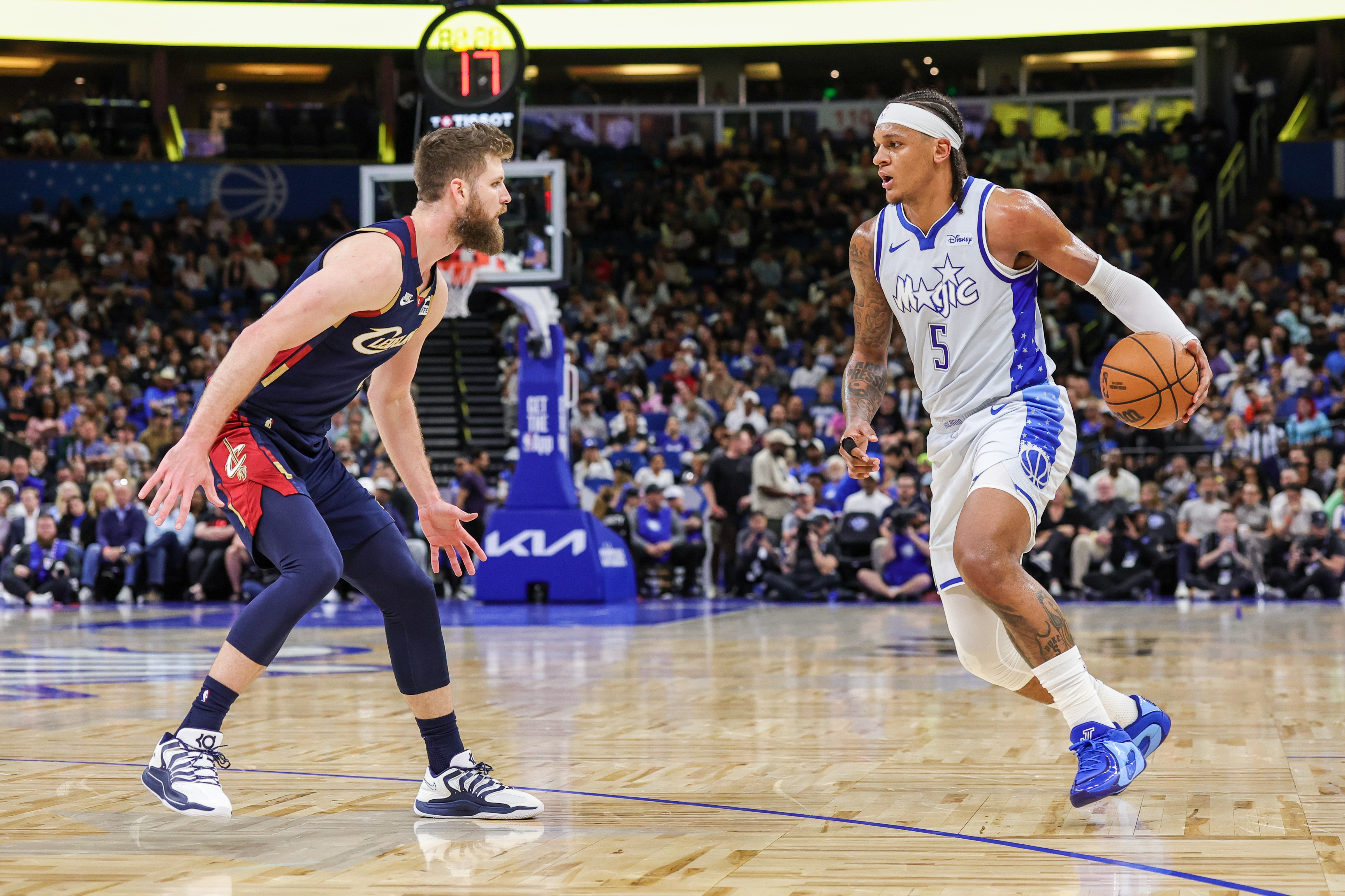 yl23455永利-今夏可能出现的溢价合同:哈登&波津在列 伊森的续约将令火箭头疼